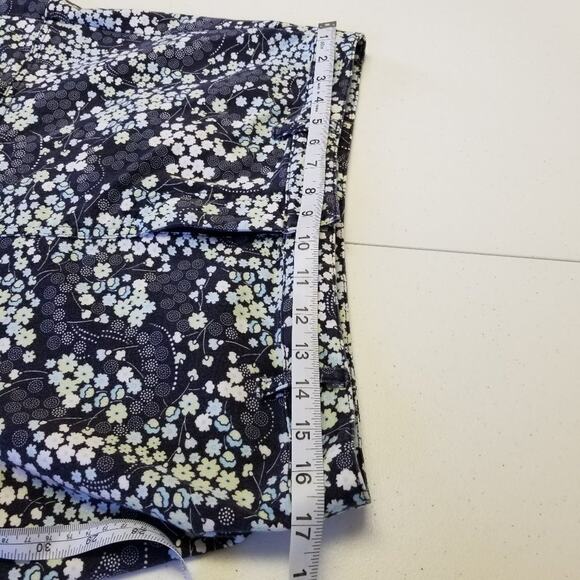 Ann Taylor Loft Floral Denin Jean Type Stretch Short Skirt Excellent! Size 10 - Picture 3 of 7
